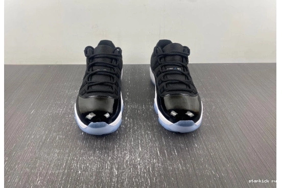 11 Jam LOW Space JORDAN  RETRO FV5104-004 FV5104-004 0720